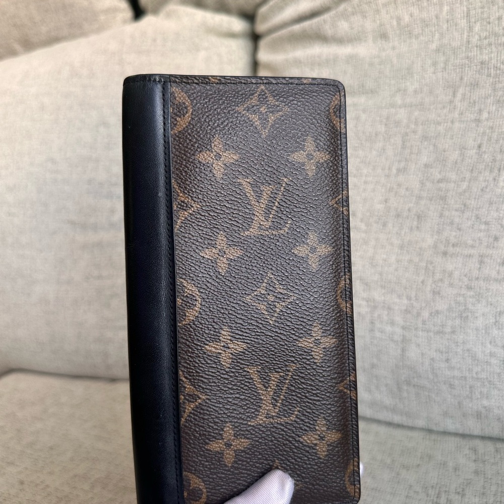 Louis Vuitton Monogram Bifold long Wallet